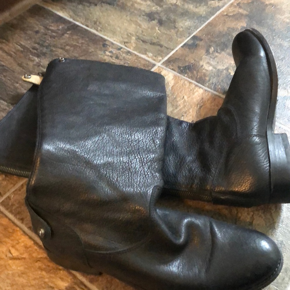 Women’s Frye boots